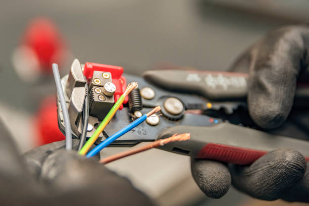 Best Best Electricians Near Me  in Csar Chvez, TX